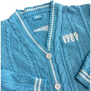 Taylor Swift 1989 Taylors Version Cardigan Blue Seagull Knit MD/LG Pre-owned